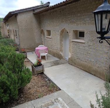 Le clos des Romarins Chambre JONQUILLE