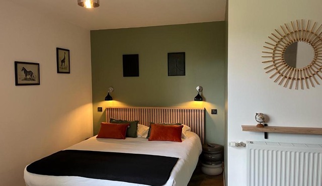 Le Clos Du Pontic Logis et Cit'Hotel