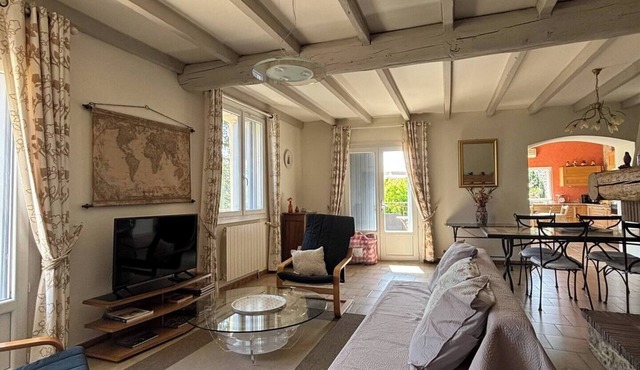 Le Clos Elie, an ancient winegrowing estate between the Mediterranean and the Cévennes mountains