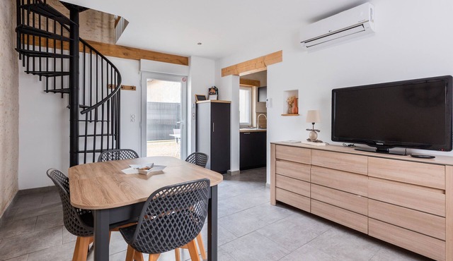 Le Clos Controis Gîte with Air Conditioning