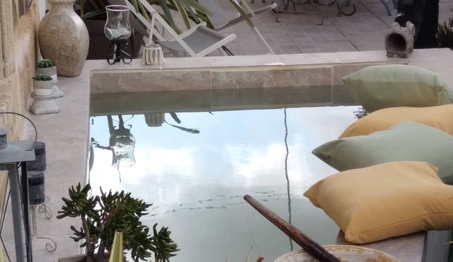 le Clos Girona Grande Maison de Charme Entre mer et Estuaire et son Bain Orientl