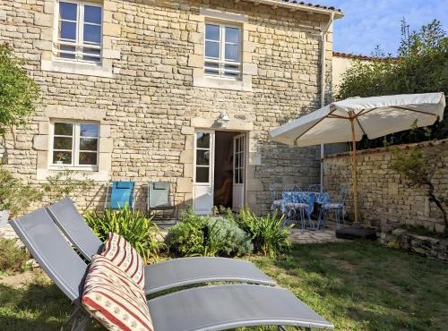 Le Clos Pierreslogis