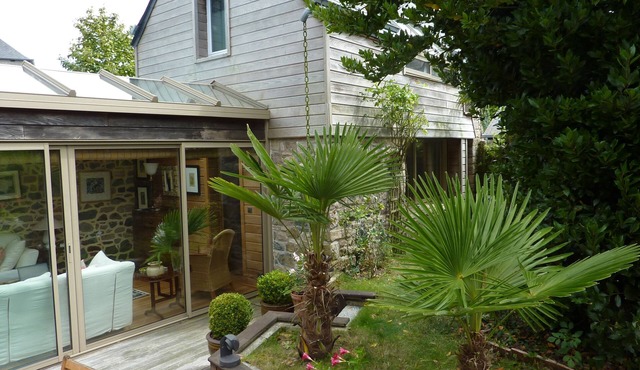Le Clos Saint Jacques, the charm between land and sea