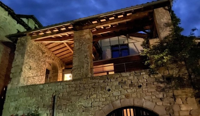 Le Cluzel, townhouse (max8) in St Antonin Noble Val + optional apartment (max4)