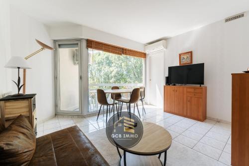 Le Cocon - 4 personnes et Parking Privé Gratuit