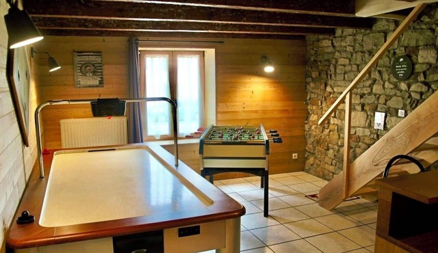 Le Coin des Retrouvailles: 3* gîte for up to 16 people