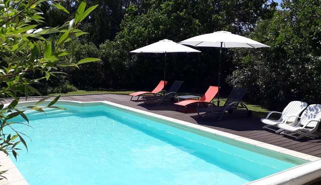 "Le Colibri" Authentique maison Franc-comtoise en pierre - Piscine privative