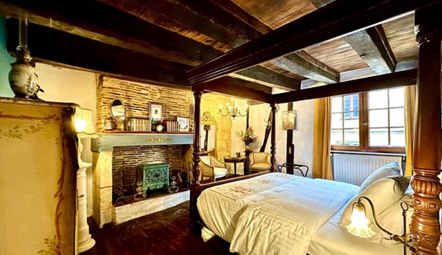 Le Colombier De Cyrano Et Roxane