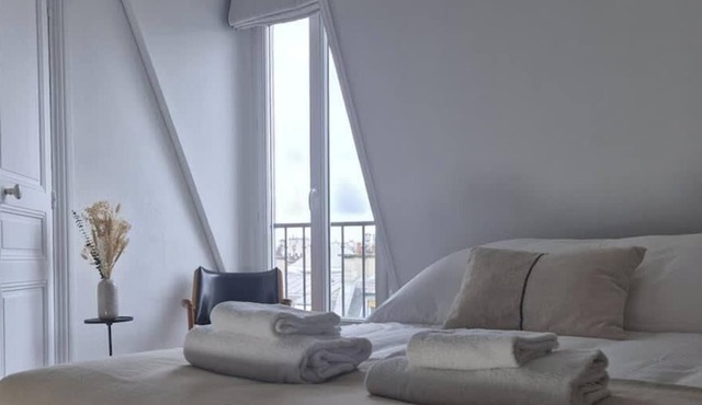 *Le Constantin* Évasion sur les toits de Paris