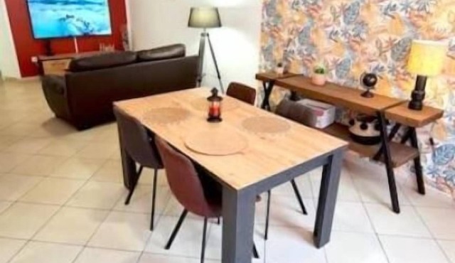 Le Corail - Hyper center and near train station