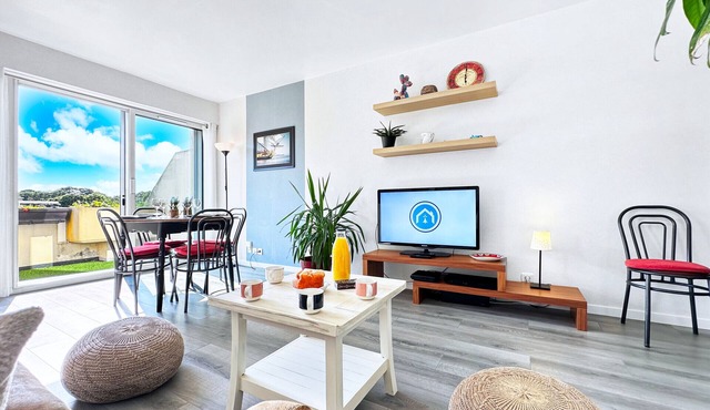 *Le Costour* beau T3 avec balcon et vue verdoyante