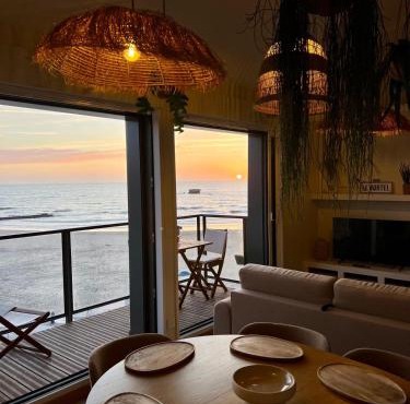 Le coucher de soleil Balcon Front de Mer Netflix