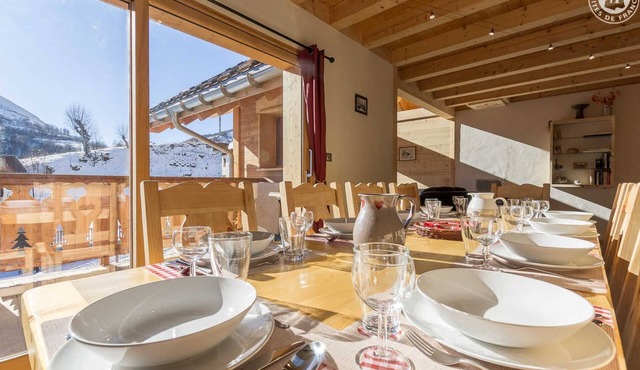 LE Curtil DE Colette