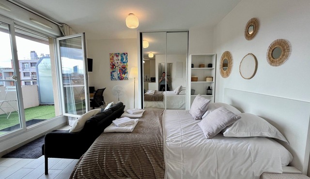 LE Dedieu - Vue sur Fourvière