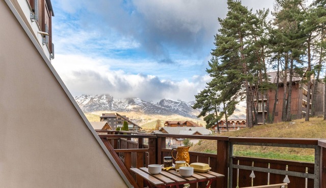 Le Dévoluy, flat for 6 with balcony