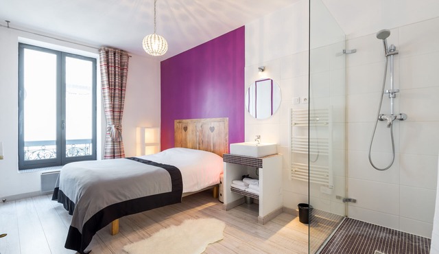 "LE DIAMANT" -Central, with Balcony