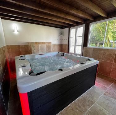 Le Domaine du Cerf - Gites, nature et Spa