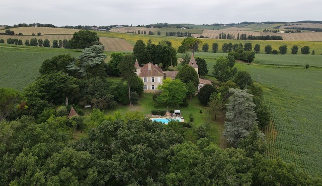 Le Domaine de Fayrinis - Maison de caractère dans le Gers - Nature and serenity