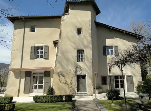 Le Domaine de la Bourne et sa piscine