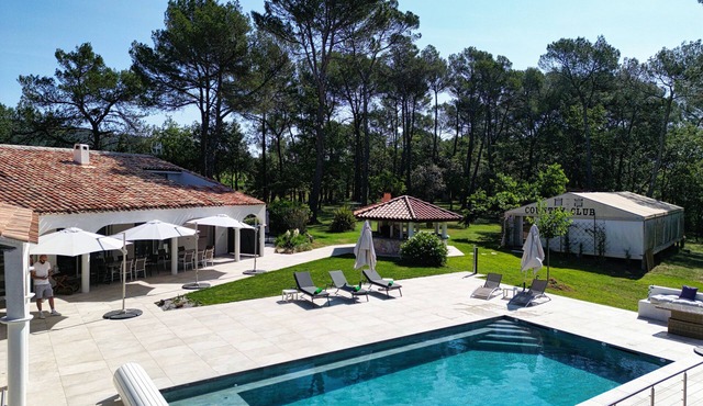 Le Domaine de l'Olivier, 20p, swimming pool, sauna