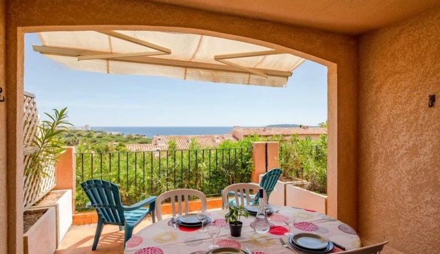Le Domaine de la Croisette by Interhome