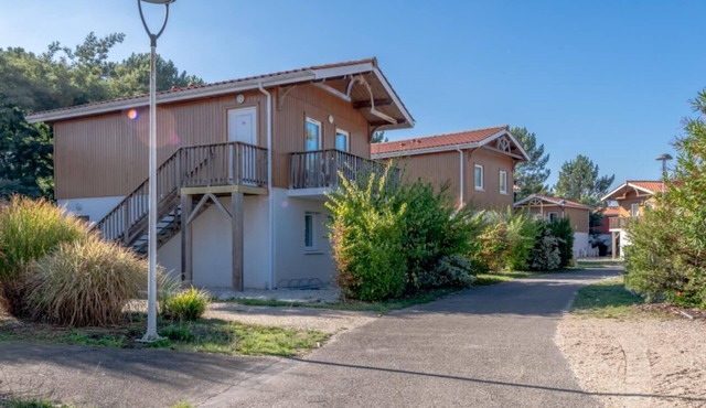 Le Domaine des Grands Lacs* ST2S