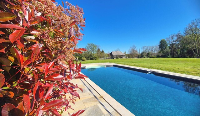 Le Domaine du Saule 5 min from Honfleur 14P Swimming pool