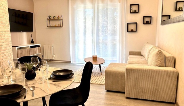 Le Donzelot - Renovated apartment with terrace