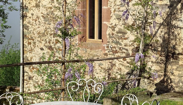 Le Dormeur du Val - Gîte de Caractère Dans la Nature à Conques