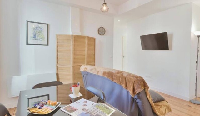 Le Doux Séjour : Charm, Center & Parking (6p)