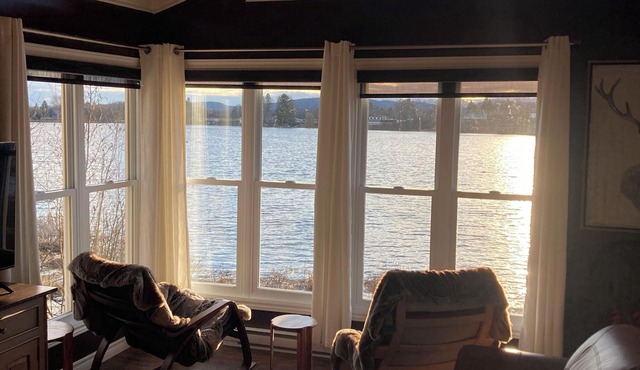 Le Duc on the Lake - Cozy waterfront Cottage