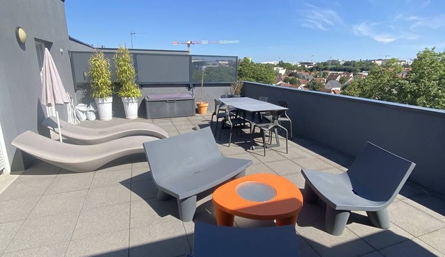 Le Fantasy- Appartement 2 chambres avec grande terrasse- SR Loc