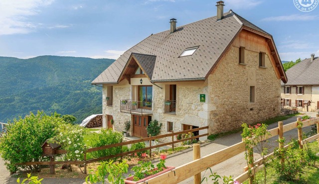 LE Fenil DES Rigauds