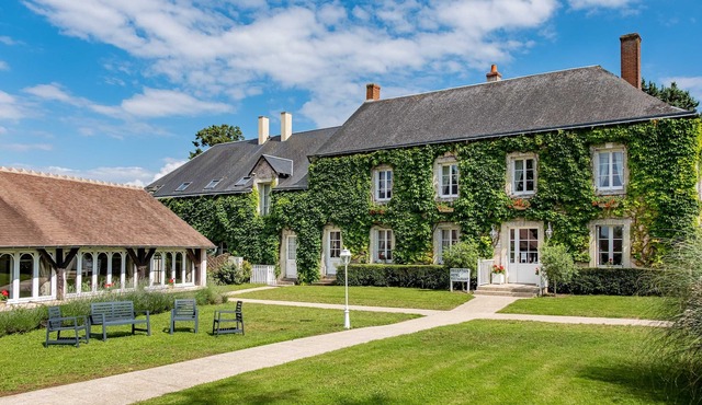 Le Fleuray Hotel & Restaurant