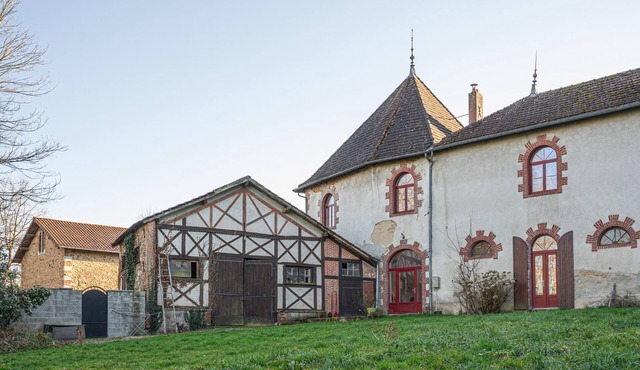 Le Florentin - Spacious Family Home in a Peaceful Village near Limoges