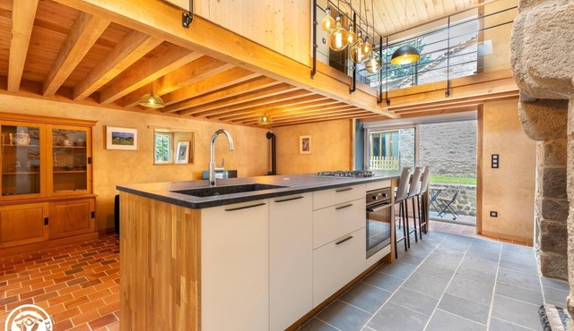 Le fournïa - AUZELLES - Gîte