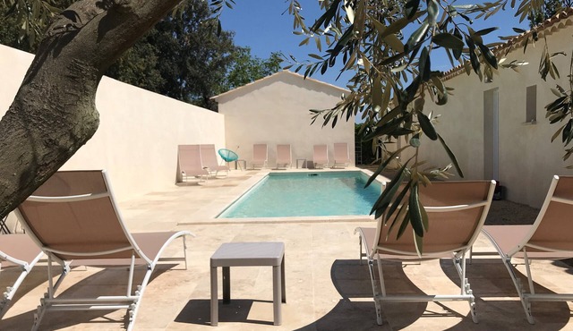 Le Mazet des Lauriers in Uzès - Gîte with Jacuzzi