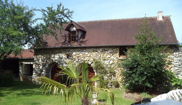 Les Voûtes-House-Cottage-Ensuite with Bath-Garden view