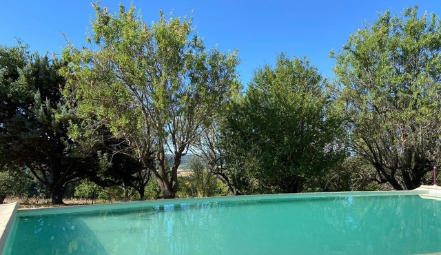 Le Bas Château, Magnifique Bâtisse Avec Piscine Privée et Immense Terrain Arboré