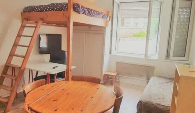 "Le Français", Studio au Calme Proche de la Gare