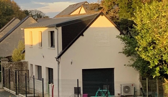 Le franc Palais House, Beautiful new house with terrace and garden