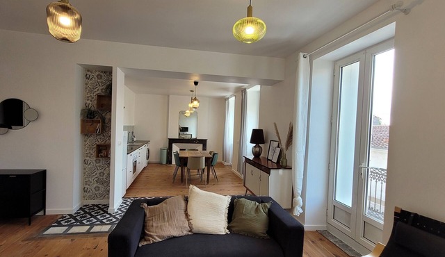 Le Gîte de L'Épicier - Bordeaux/Vignoble/Plages Médocaines - close to shops