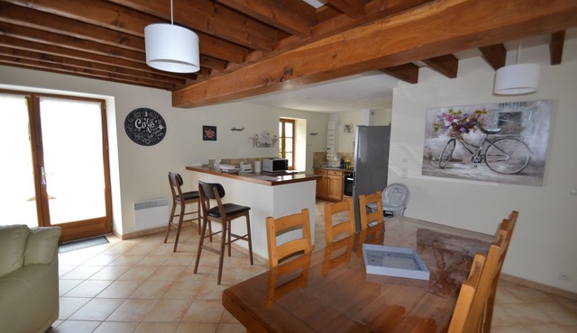 Le Gîte de Maëlle 4*15km from Beauval zoo in Saint-Aignan, Loire castles