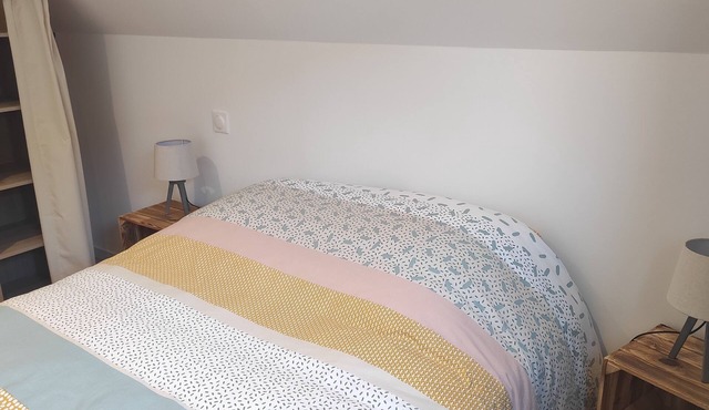 Le gîte des peupliers, a fully-equipped house in a peaceful street.