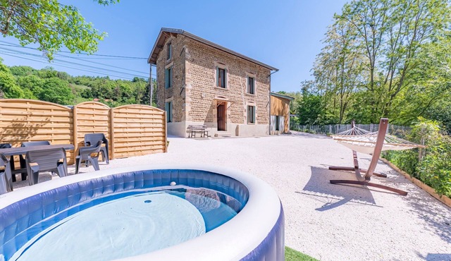 Le Gîte de la Passerelle - avec jacuzzi