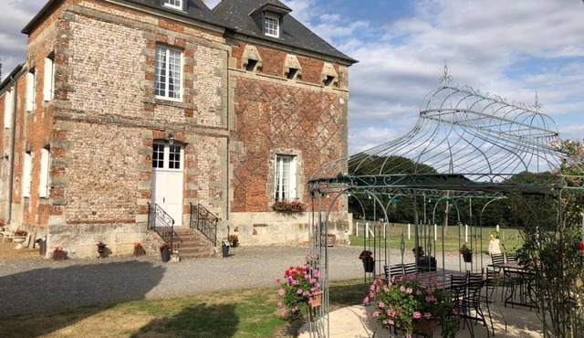 Le Gîte du Château - Ypreville Biville