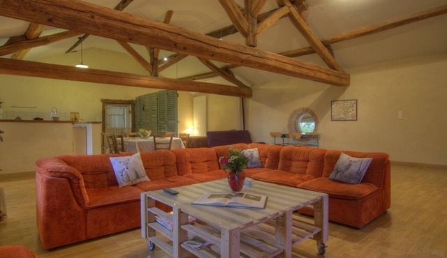 Le Grenier D'elisa - Saint-julien-sur-reyssouze