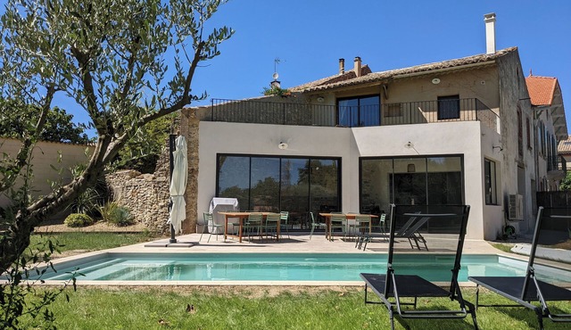 Le gai Ruisseau - Villa Gard Provençal Avec Piscine - 10/12 Personnes