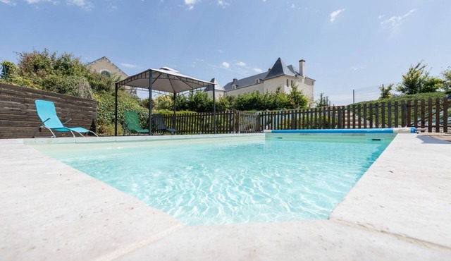 LE GARGANTUA 3 Epis + Heated pool Private/family gatherings.