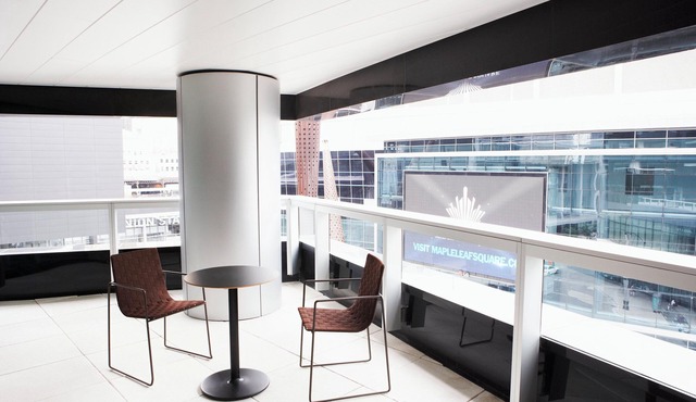 Le Germain Hotel Maple Leaf Square